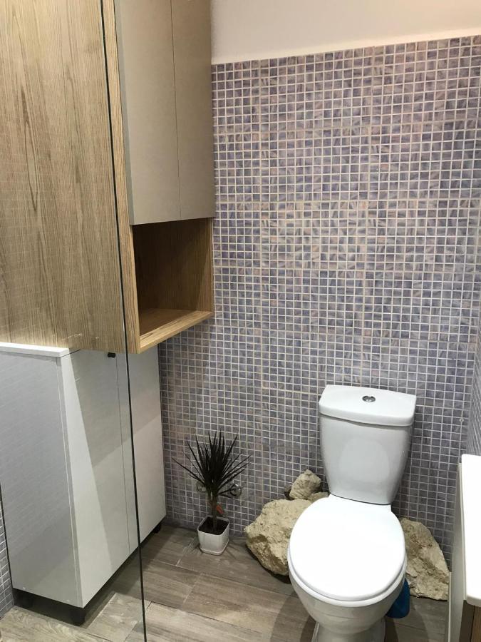 Savi Accomodations - Suite Lungomare Vlorë Esterno foto