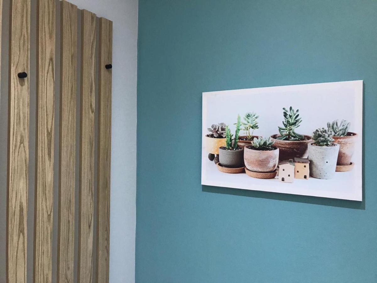 Savi Accomodations - Suite Lungomare Vlorë Esterno foto