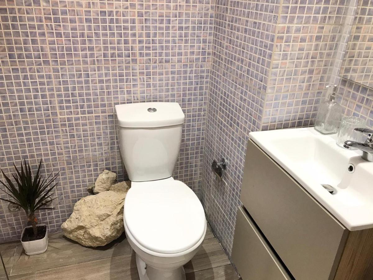 Savi Accomodations - Suite Lungomare Vlorë Esterno foto