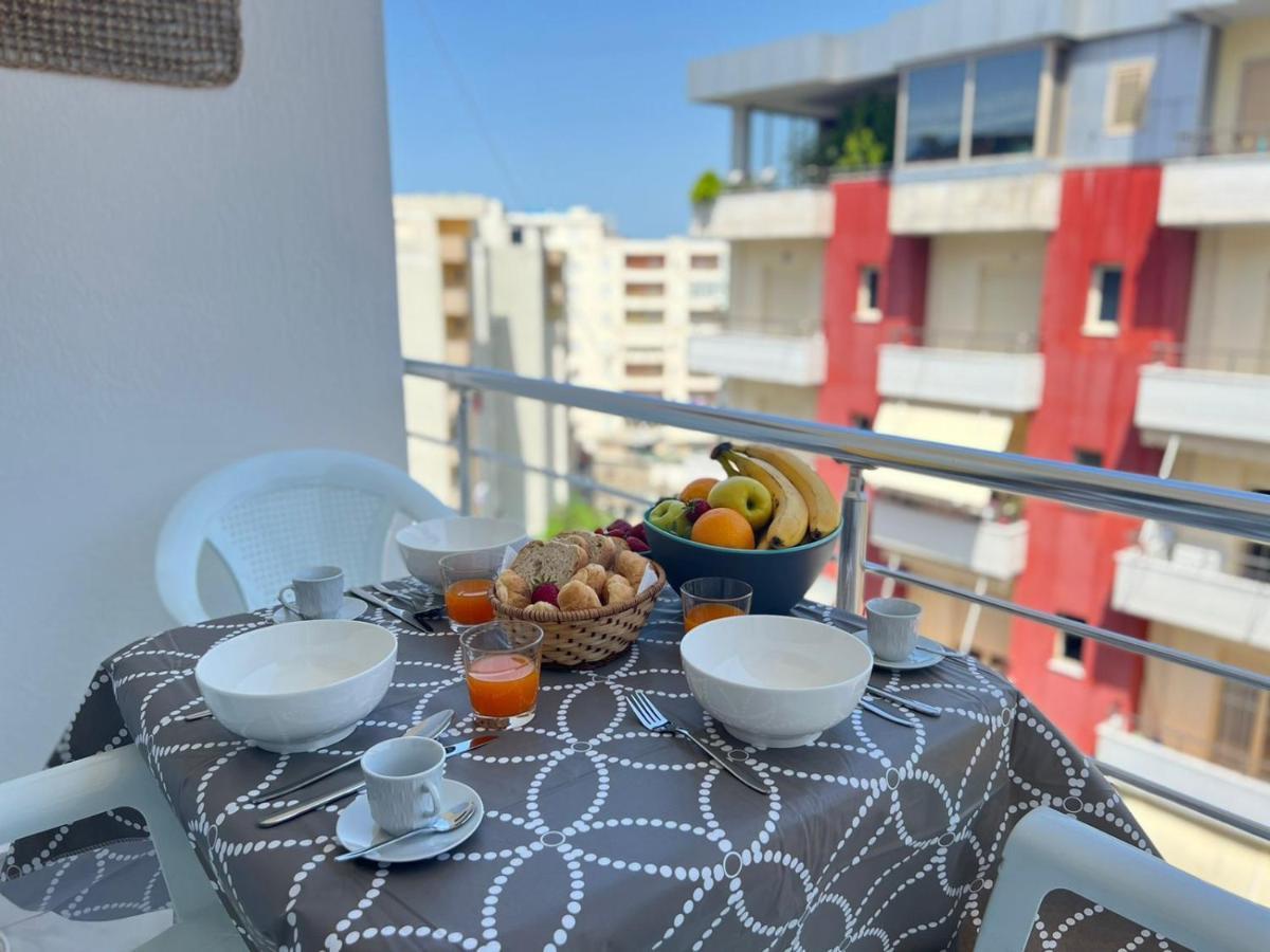 Savi Accomodations - Suite Lungomare Vlorë Esterno foto