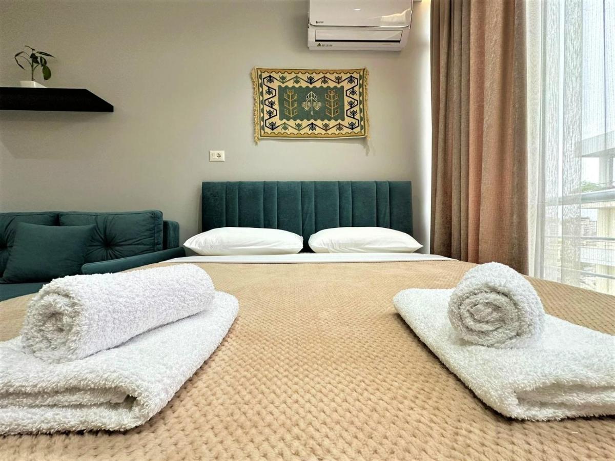 Savi Accomodations - Suite Lungomare Vlorë Esterno foto
